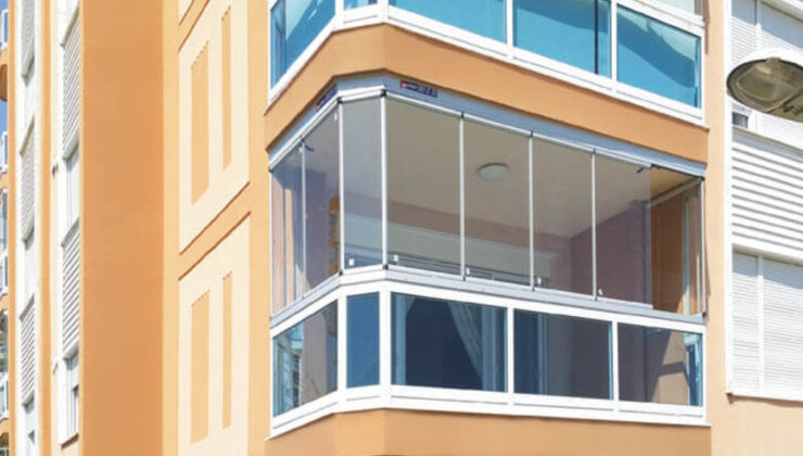 Yargıtay’dan şaşırtan karar: Meskenine cam balkon yaptıranlar yandı! Kaçak yapı sayılıyor