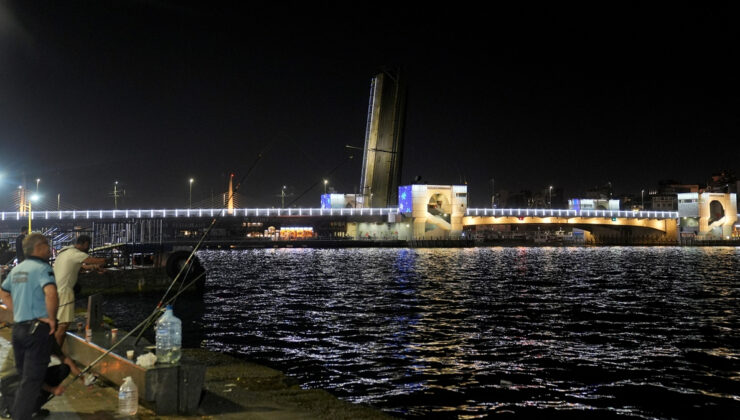 Yeni Galata Köprüsü çalışma nedeniyle trafiğe kapatıldı