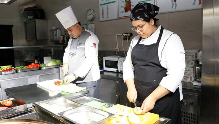 Yılın birinci yarısında en fazla işe yerleşenler: Turizm ve otelcilik elemanları