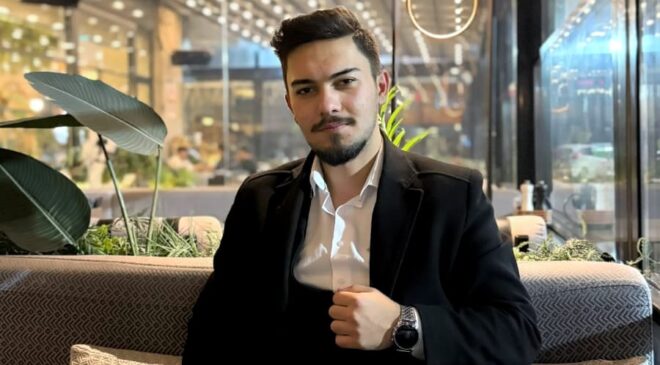 BİR DURUŞUN HİKAYESİ. İKİ MARKA TEK İSİM NET BİR VİZYON: MELİH KOÇ KİMDİR?