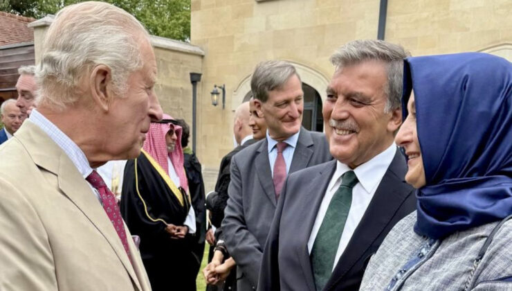 Abdullah Gül, İngiltere Hükümdarı Charles ile bir ortaya geldi