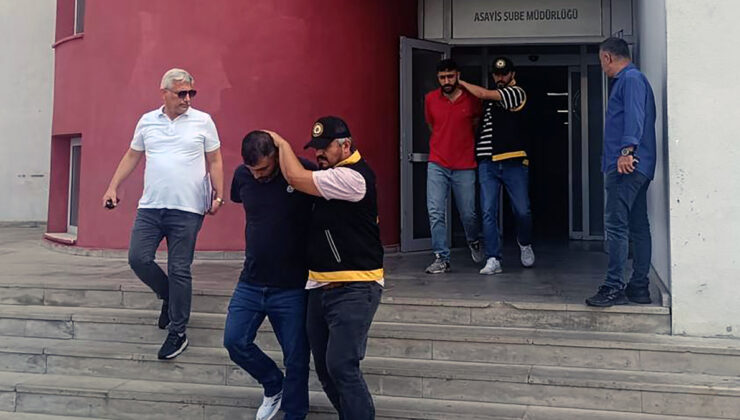 Adana’da kendilerini polis olarak tanıtıp, 4 milyon 250 bin TL dolandırdılar