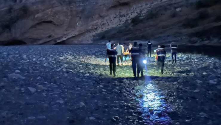 Adıyaman’da serinlemek için çaya giren genç hayatını yitirdi