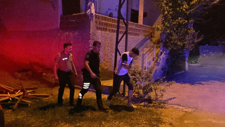 Aksaray’da tartışan 2 arkadaş birbirini bıçakladı: 2 yaralı