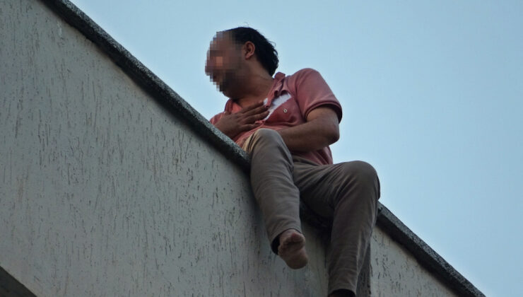 Antalya’da karısına kızıp çatıya çıkan adam itfaiye takımlarına güç anlar yaşattı