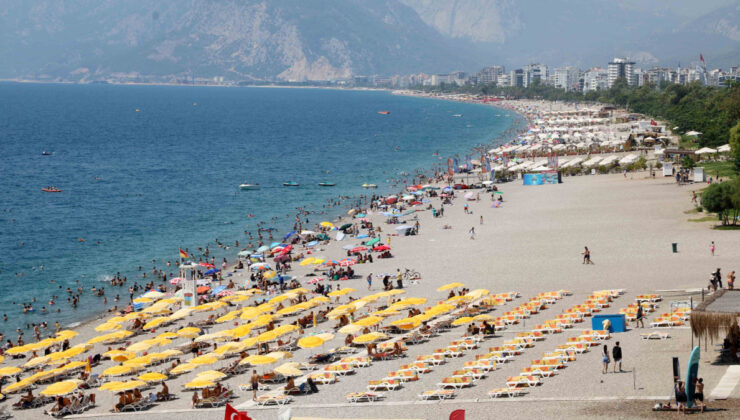 Antalya’da nem yüzde 80’e ulaştı: Kıyılar doldu