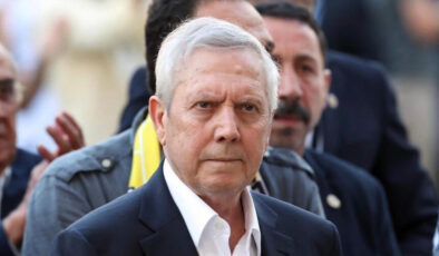 Aziz Yıldırım adaylık kararını açıkladı: Ali Koç idaresine sert sözlerle yüklendi!