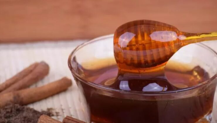 Bal ve tarçın karışımı sıhhat dağıtıyor! İşte yararları…