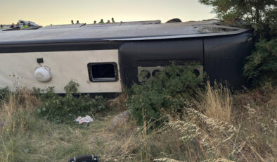 Balıkesir’de şarampole devrilen otobüsteki 27 kişi yaralandı