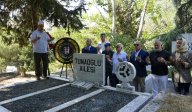 Beşiktaş, Yusuf Tunaoğlu’nu kabri başında andı