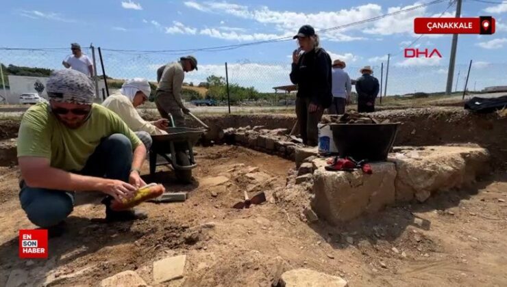 Çanakkale’de antik liman kenti Parion’da 11’inci yüzyıla ilişkin mezar kümesi bulundu