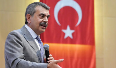 CHP ve FETÖ, Milli Eğitim Bakanı Yusuf Tekin’i neden amaç alıyor