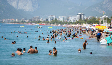 Cuma günü Antalya’da yılın en sıcak günü yaşanacak: 45 derecenin geçilmesi bekleniyor