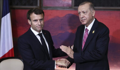 Cumhurbaşkanı Erdoğan ile Gazze’deki durumu görüşen Macron’dan Türkçe paylaşım