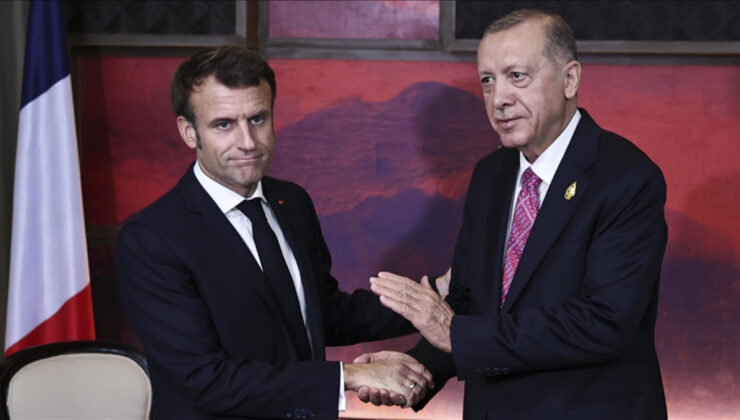 Cumhurbaşkanı Erdoğan ile Gazze’deki durumu görüşen Macron’dan Türkçe paylaşım