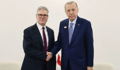 Cumhurbaşkanı Erdoğan, İngiltere Başbakanı Keir Starmer ile görüştü