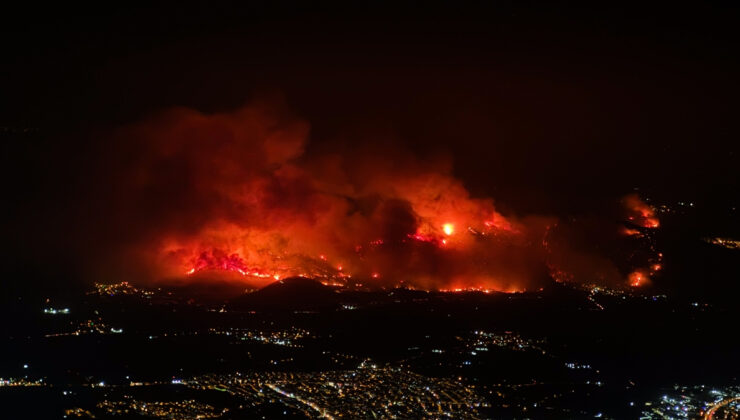 Devam eden yangınlar ve riskli alanlar haritası yayımlandı