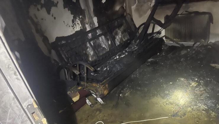 Diyarbakır’da yanan mesken, kullanılmaz hale geldi