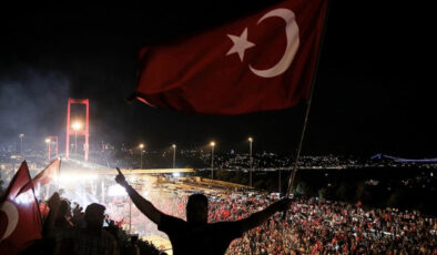 Emine Erdoğan’dan ’15 Temmuz Demokrasi ve Ulusal Birlik Günü’ paylaşımı