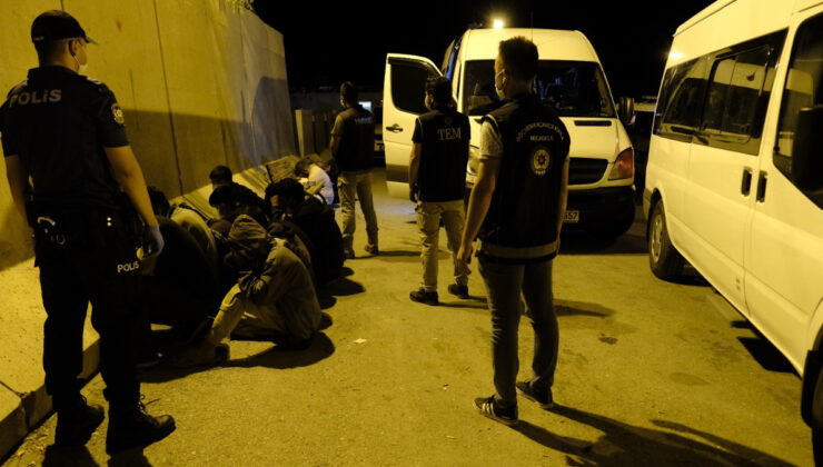 Erzincan’da 24 Afgan göçmen ve 2 organizatör yakalandı