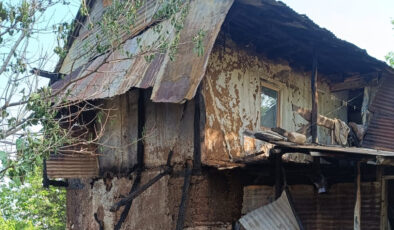 Eskişehir’de 88 yaşındaki bayanın meskeni yangında harabeye döndü