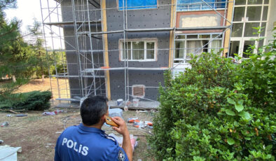 Eskişehir’de iskelede çalışırken 5’inci kattan düştü