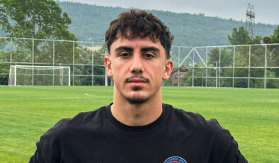 Fatih Karagümrük, Mustafa Berk Özköroğlu’nu renklerine bağladı