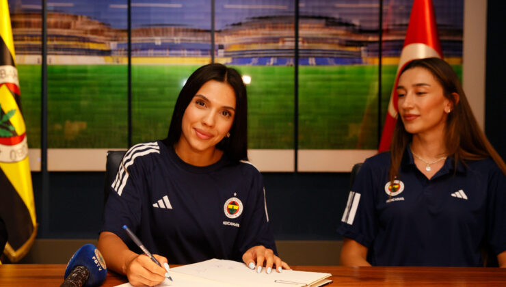 Fenerbahçe, Hande Baladın ve Helin Kayıkçı ile mukavele imzaladı