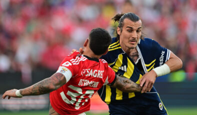 Fenerbahçe hazırlık maçında Benfica’ya yenildi