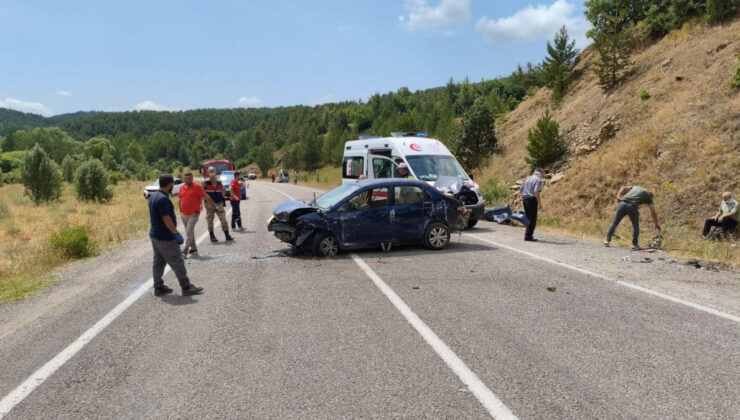 Gümüşhane’de denetimden çıkan araba metrelerce sürüklendi: 4 yaralı