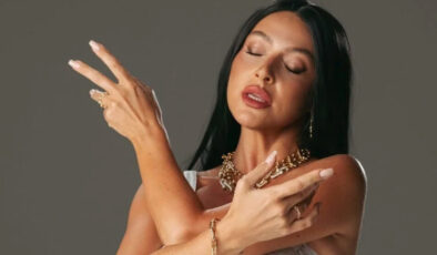 Hadise kendisini eleştirenlere yanıt verdi! “Korkutamazsınız”