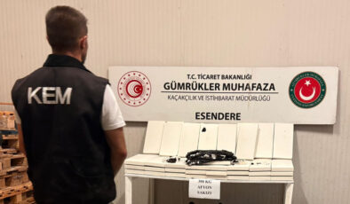 Hakkari’de İran’dan Türkiye’ye giriş yapan tırda 300 kilo uyuşturucu yakalandı