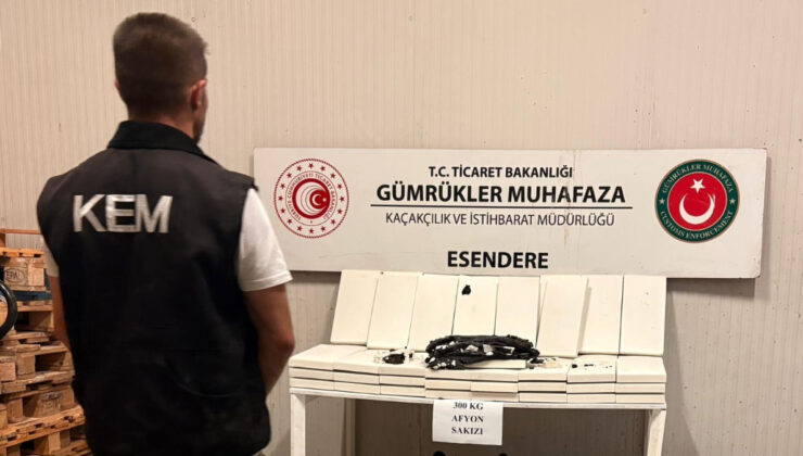 Hakkari’de İran’dan Türkiye’ye giriş yapan tırda 300 kilo uyuşturucu yakalandı