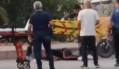 Hatay’da baba, oğlunu sokak ortasında tekraren bıçaklayarak katletti