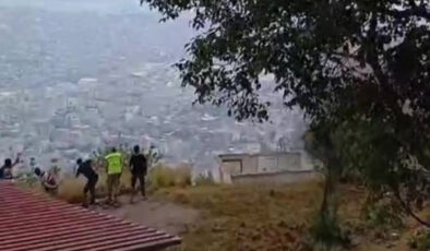 Hatay’da taş ocağı patlamasında havada uçuşan taşlardan canlarını sıkıntı kurtardılar