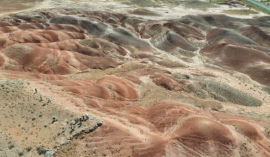 Iğdır’da Mars’ı andıran ‘Gökkuşağı Zirveleri