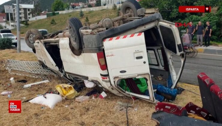 Isparta’da minibüs devrildi