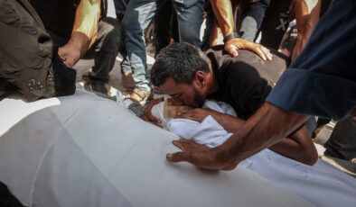 İsrail, Gazze’ye yönelik hücumlarını sürdürüyor