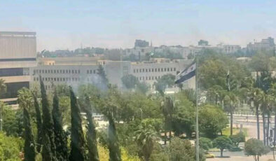 İsrail, Şam’da Savunma Bakanlığı’nı vurdu