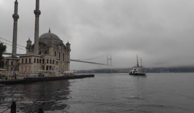 İstanbul Boğazı’nda sis tesirli oluyor