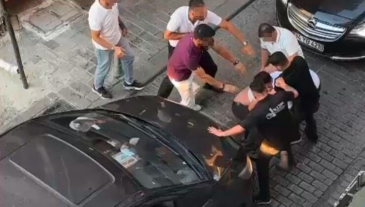 İstanbul Fatih’te yol verme hengamesinde şoför darbedildi