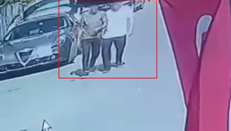 İstanbul’da bayanın yere düşürdüğü altın bilekliği alıp uzaklaştılar