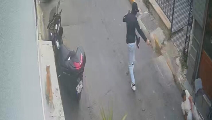 İstanbul’da berberde kıyafetini değiştirip, husumetlisine silahlı atak düzenledi