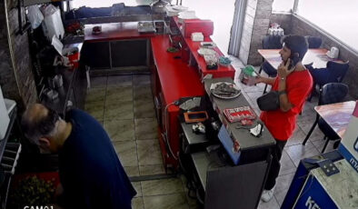 İstanbul’da dükkandaki sadaka kutusunu çalan kuşkulu kamerada