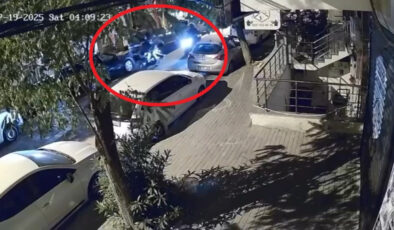 İstanbul’da motosikleti iterek çaldılar: O anlar kamerada