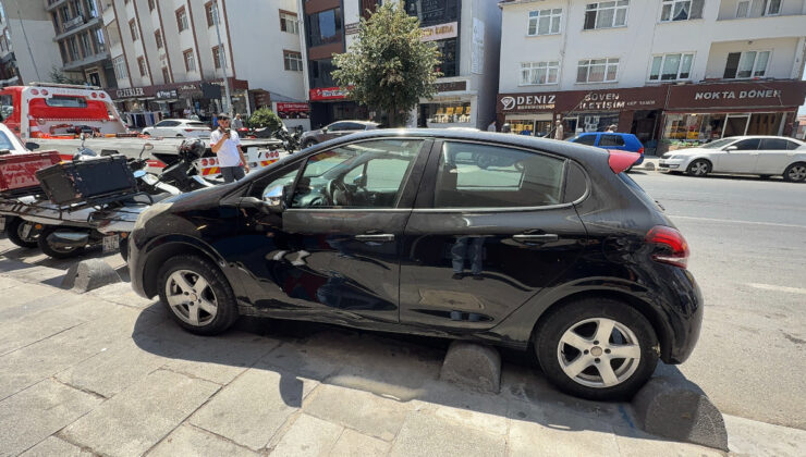 İstanbul’da seyir halindeki şoför direksiyon başında kötüleşti