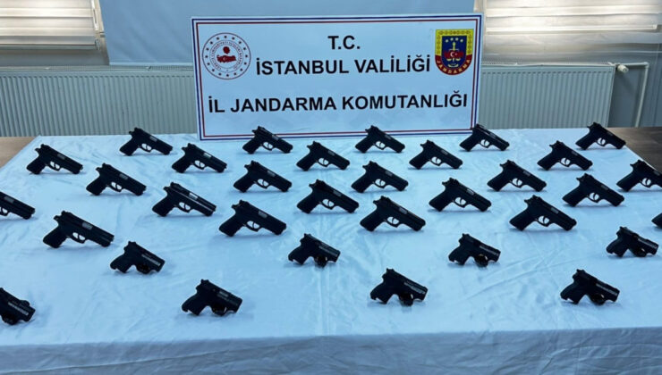 İstanbul’da silah kaçakçılarına operasyon: Oyuncak poşetinden 50 silah çıktı