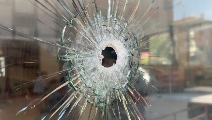 İstanbul’da sokakta başlayan tartışma kıraathanede son buldu