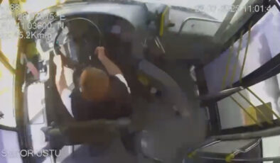 İstanbul’daki İETT otobüsü kazasında 1 kişi öldü: Araç içi manzaraları ortaya çıktı