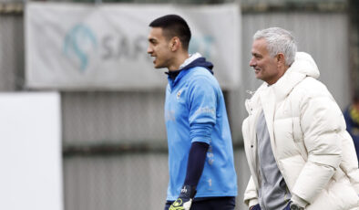 Jose Mourinho, İrfan Can Eğribayat’ı düşünüyor